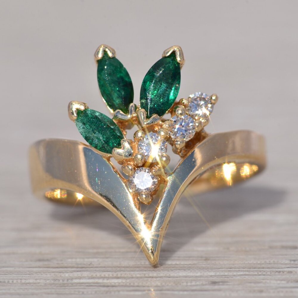 Emerald and Natural Diamond Ring in Yellow Gold